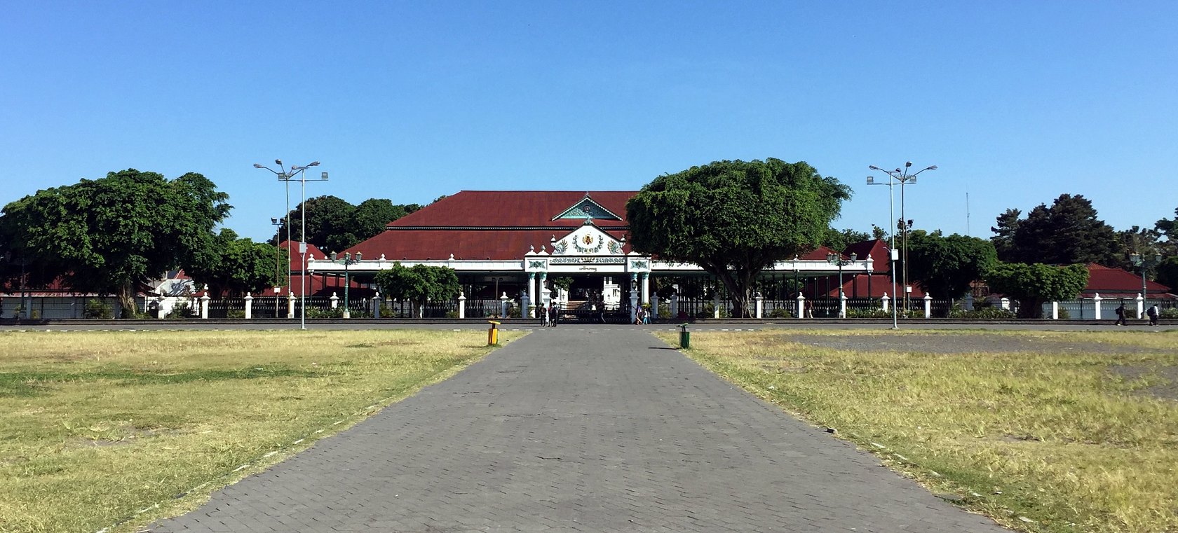 We also explored the Kraton Ngayogyakarta Hadiningrat Palace (above) and the Fort Vredeburg Museum which is a museum about the Dutch colonization and the independence of Indonesia.